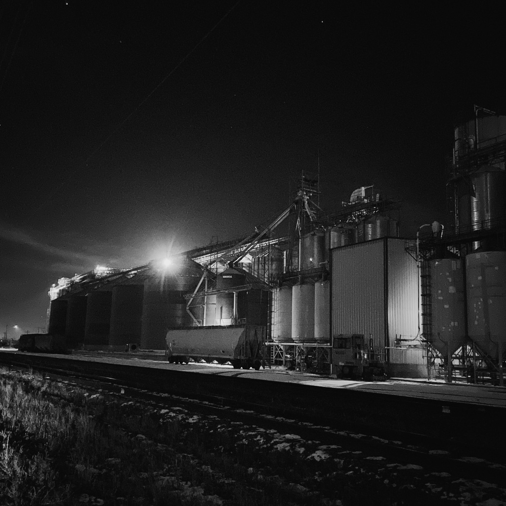 photo of platteville silos by tim roessler timothy roessler
